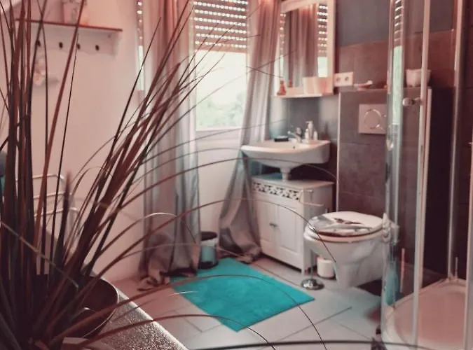 Rosindell Brunnenhaus * Halle (Westfalen)