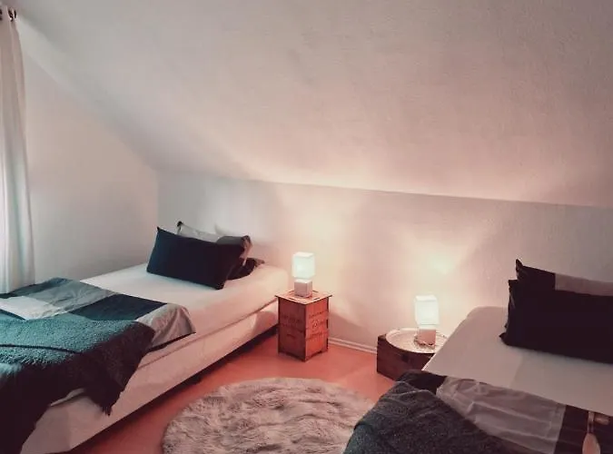 Rosindell Brunnenhaus Daire *